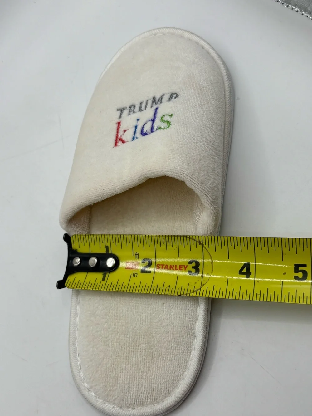 Trump Hotel Kids White Terry cloth Slippers